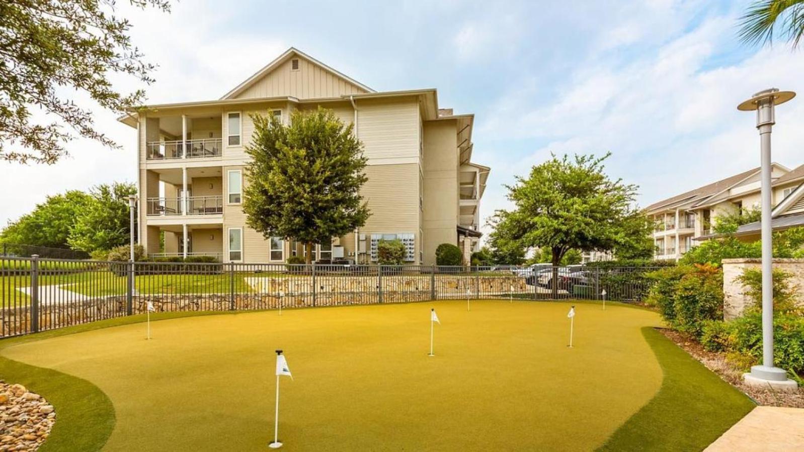 Landing At The Green At Plum Creek - 2 Bedrooms In Kyle Ngoại thất bức ảnh